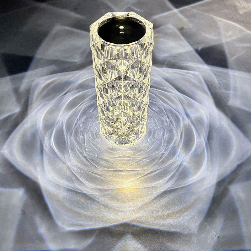 Luminária LED Diamante 3D - 16 Cores RGB - Controle Remoto e Touch - Abajur Cristal